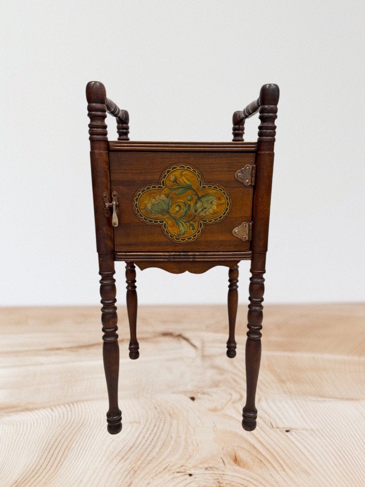 Antique Cushman Mahogany Humidor Cabinet Table Early 20th Century Smoking Stand