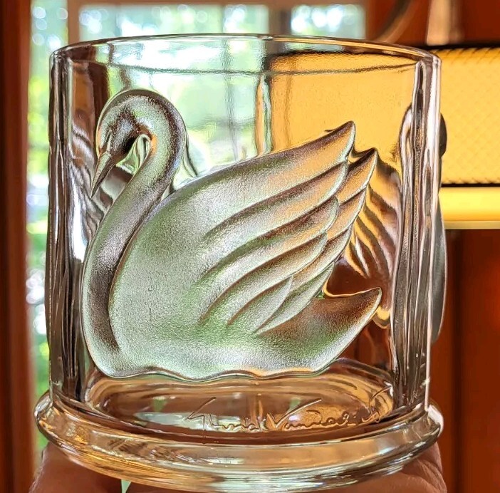 Teleflora Gloria Vanderbilt Clear Glass Frosted Swan Vase Jar Flower Vase  