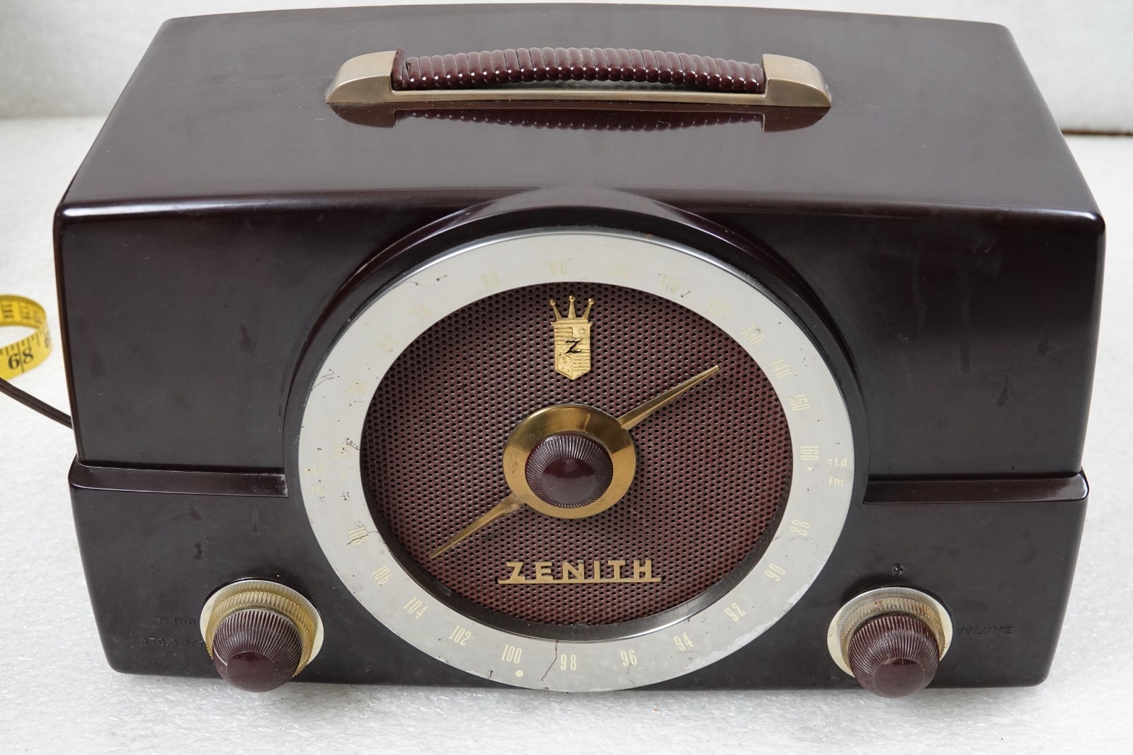 ZENITH ANTIQUE TUBE RADIO MODEL H725