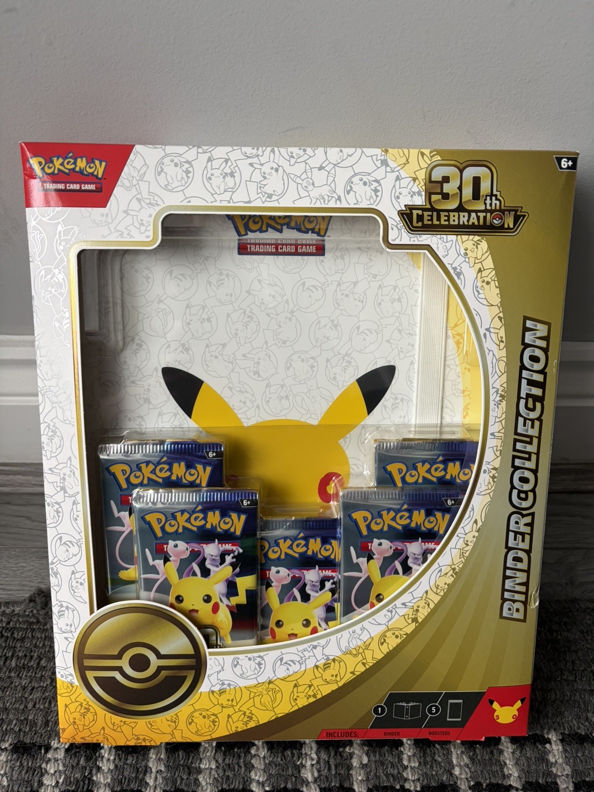 Pokémon TCG: 30th Celebration Binder Collection (5 Booster Packs) ✅New & Sealed