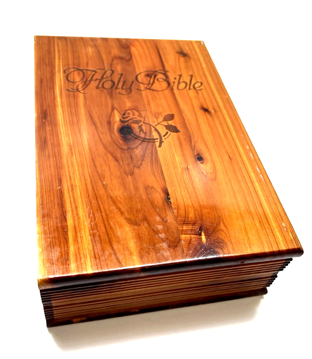 Holy Bible Cedar Box White Gold Cover KJV Red Letter vintage maps illustrations