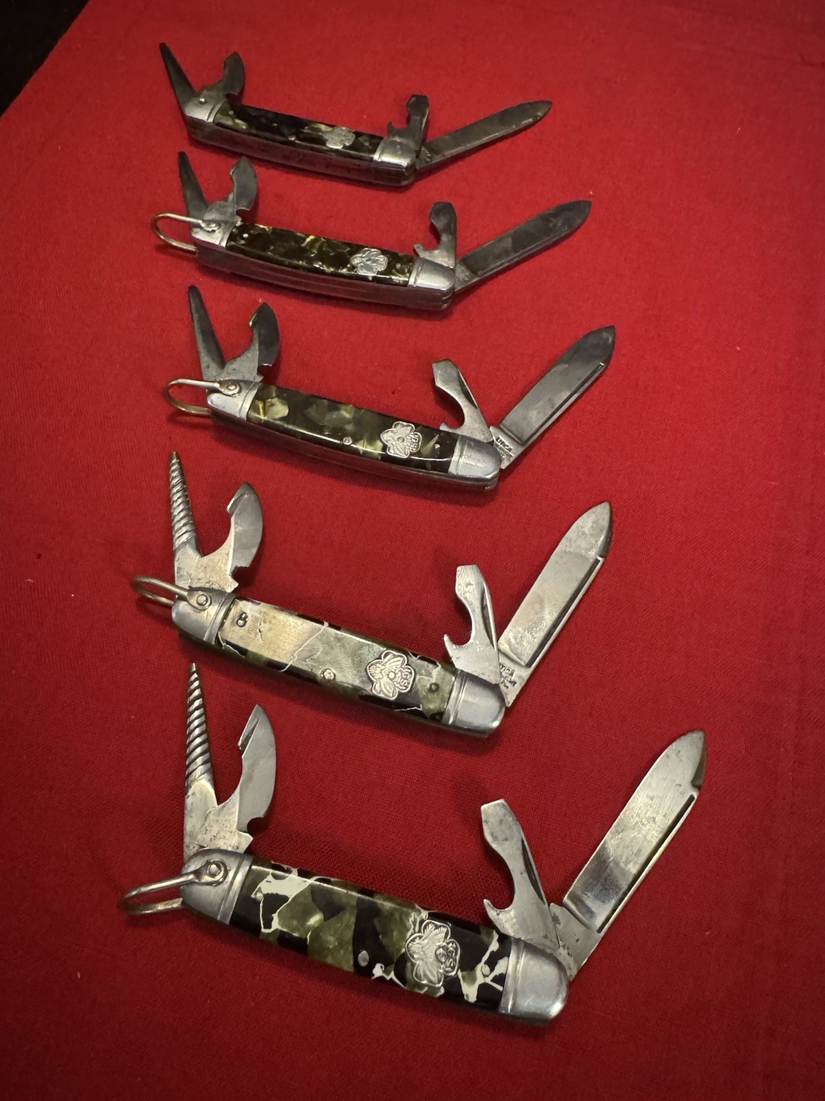 5 Beautiful Vintage GIRL SCOUTS FEATHERWEIGHT Pocket Knives