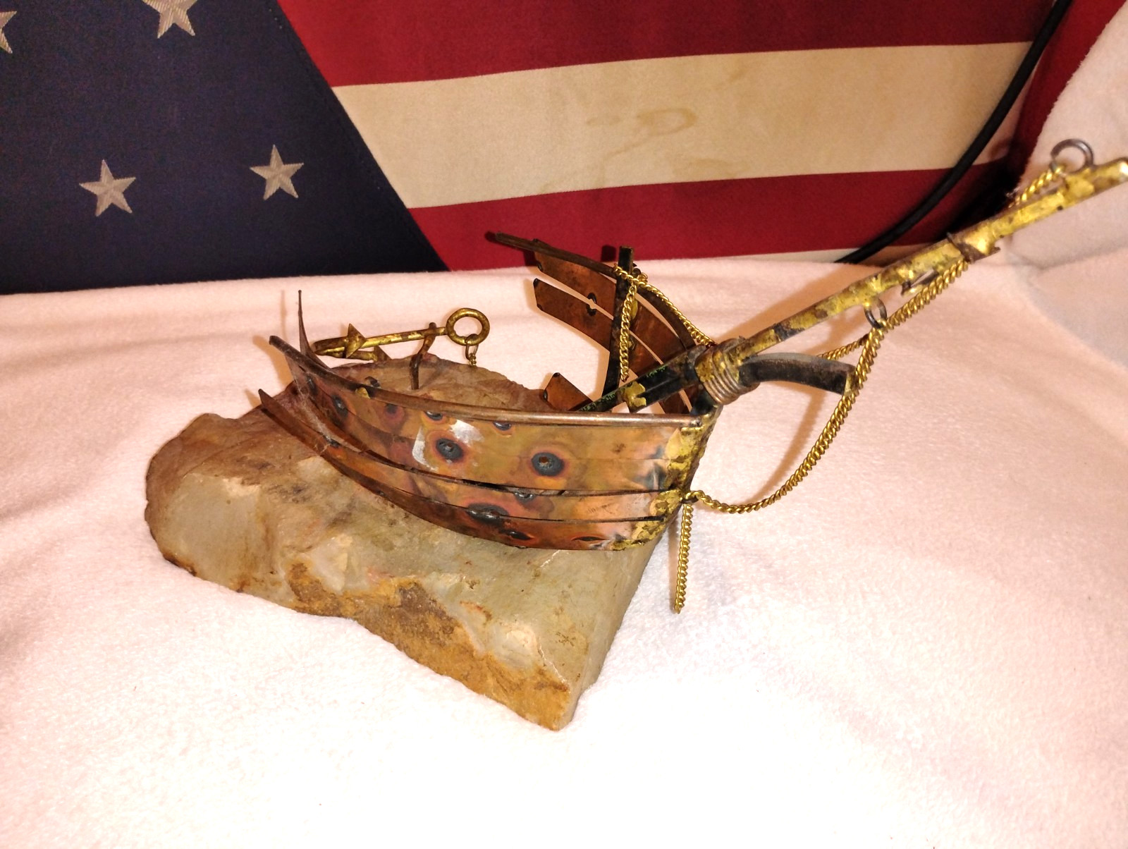 VINTAGE LARGE BRASS SUNKEN SHIP ON ROCK ART PIECE PIRATE CLIPPER TREASURE CHEST