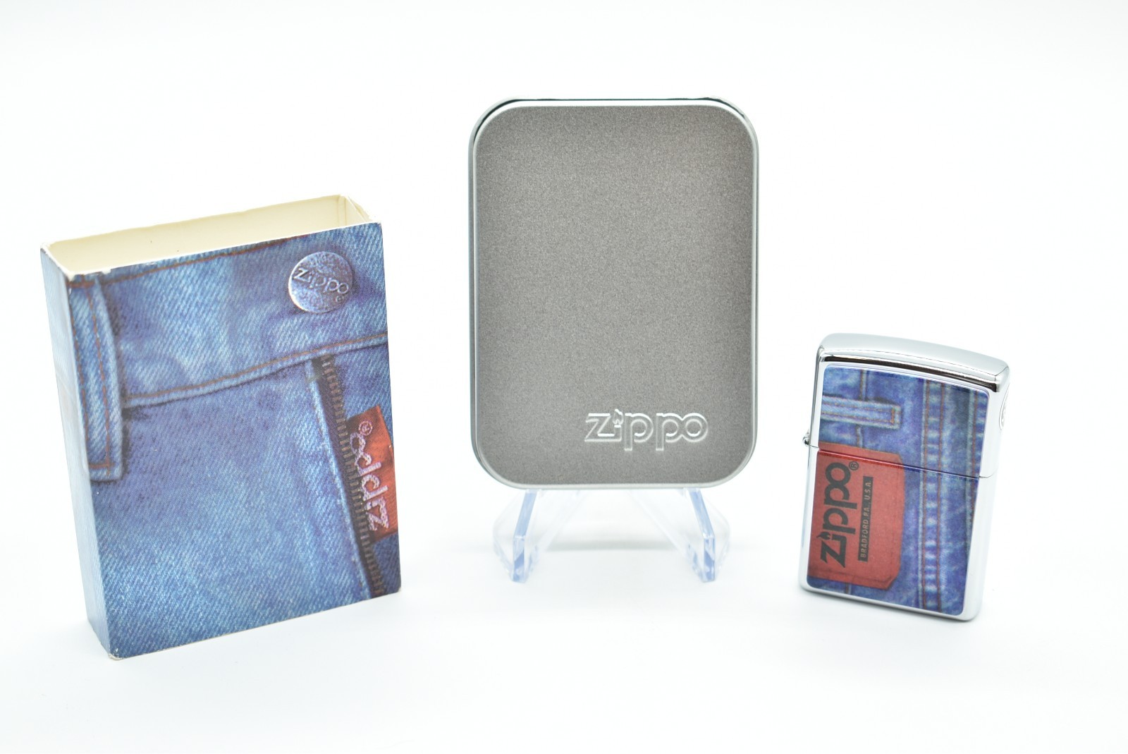 Zippo - LEVI\'S BLUE JEANS LIGHTER, Nov 1996, Chrome, Niagara Falls Ontario
