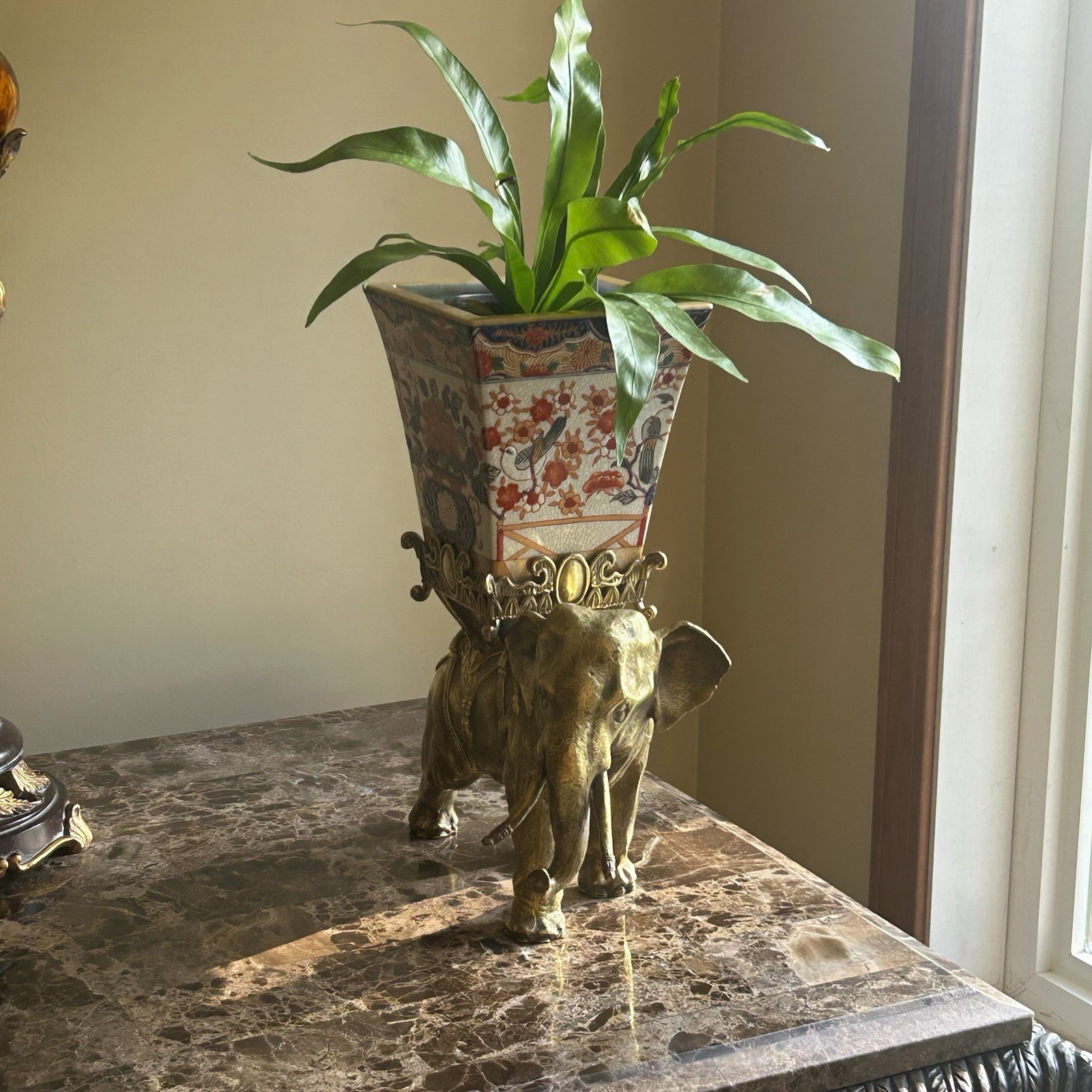 Asian Elephant brass Metal Porcelain ceramic Planter vase Floral Antique Asian Elephant brass Metal Porcelain ceramic Planter vase Floral Antique