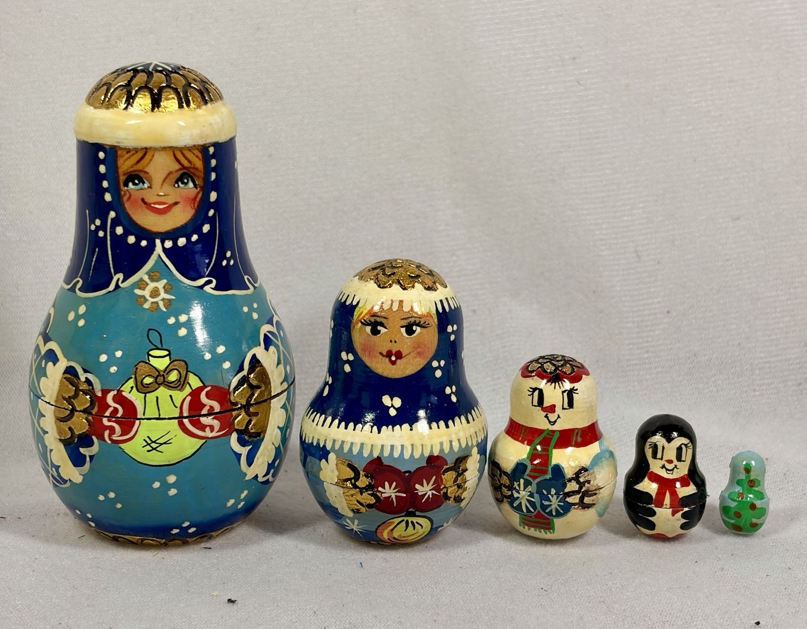 5 Pcs Russian Nesting Doll - Matryoshka, X-mas