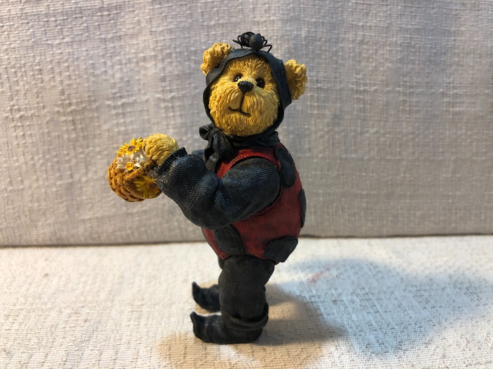 Boyds Bears Lady B. Bear Shoe Box Bear Resine Figurine 3257