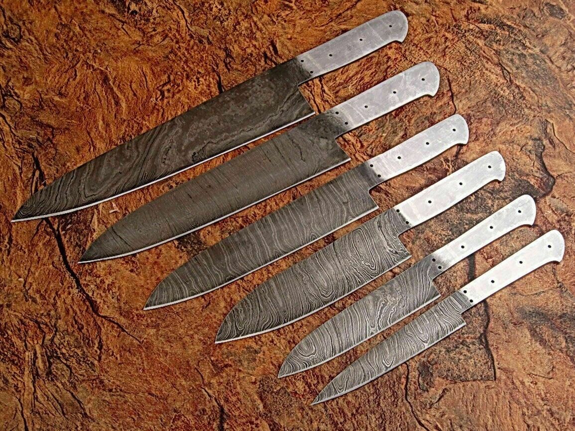 Eye Catching Custom Made Damascus Steel Professional Kitchen Knife set