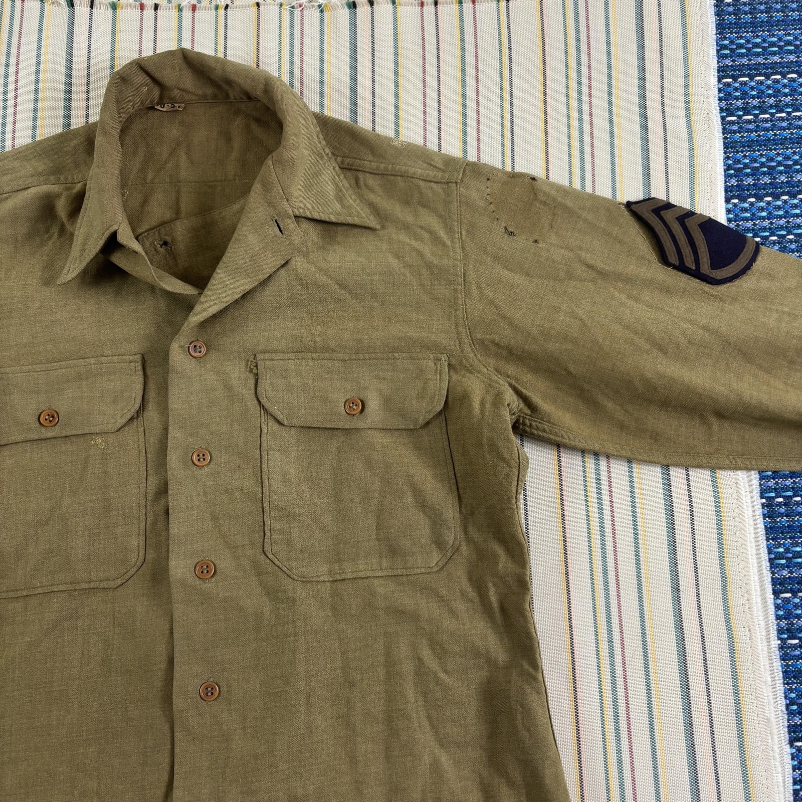 Vintage WWII US Army Shirt Mens Medium 15-34 Green Staff Sergeant Patch Military
