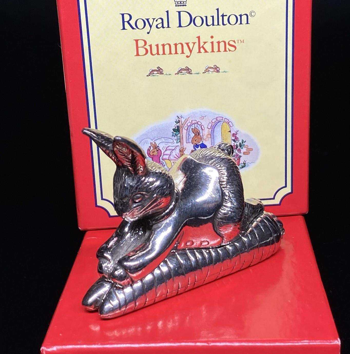 Vintage Royal Doulton BUNNYKINS Tooth Fairy Trinket Box 1998 Rabbit On Carrots Vintage Royal Doulton BUNNYKINS Tooth Fairy Trinket Box 1998 Rabbit On Carrots