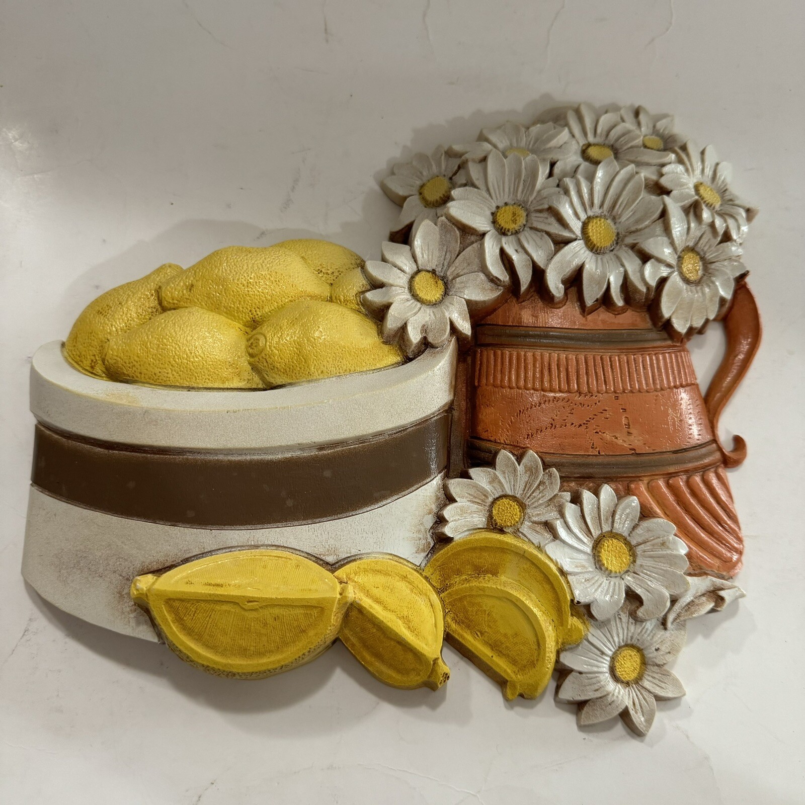 Vintage Homco Syroco Daisies & Lemons Kitchen Wall Plaque 7610B 1981 Cottage