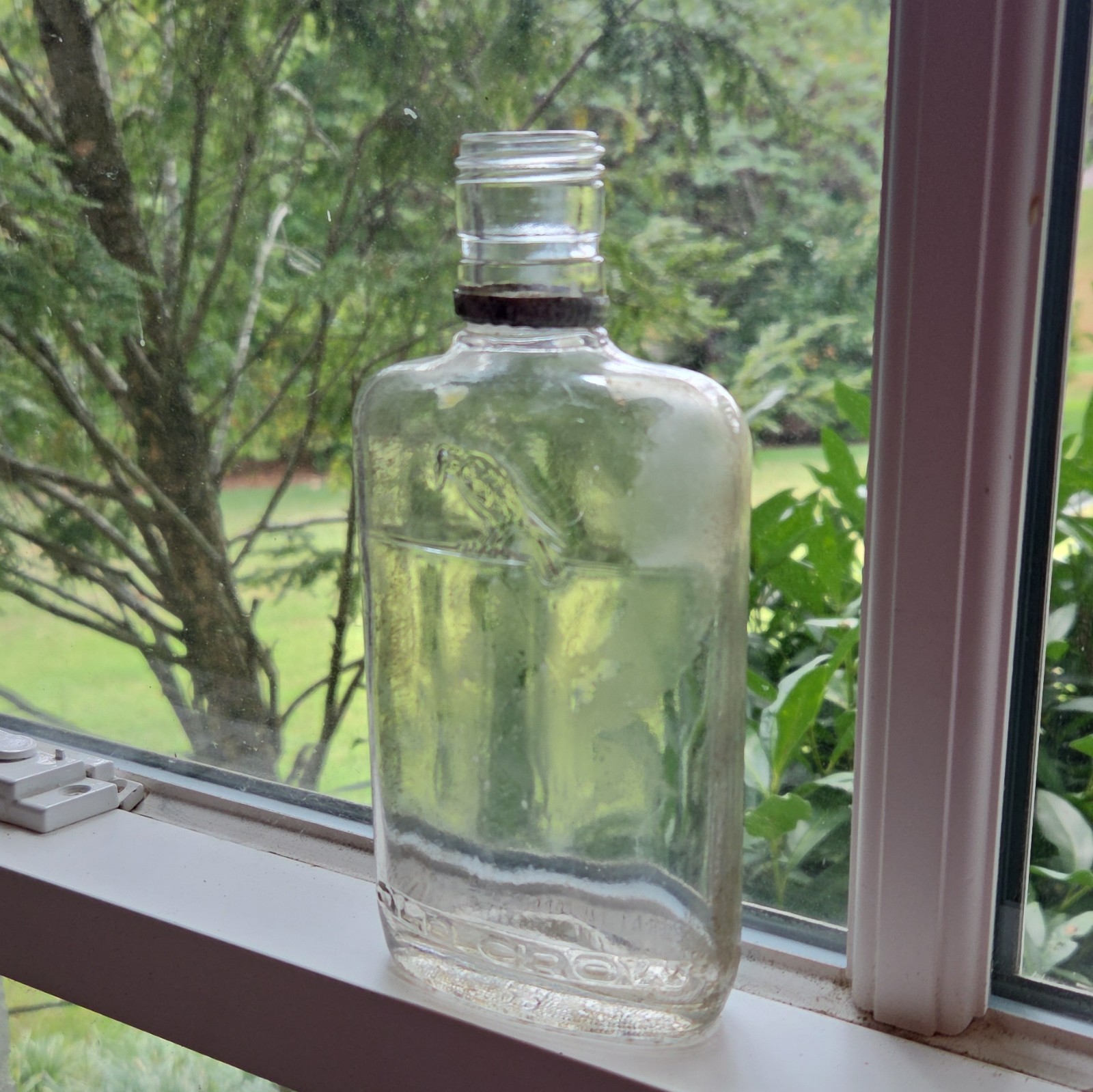 Old Crow Embossed Clear Glass Distillery Advertising Bottle w/ Crow Bird Logo