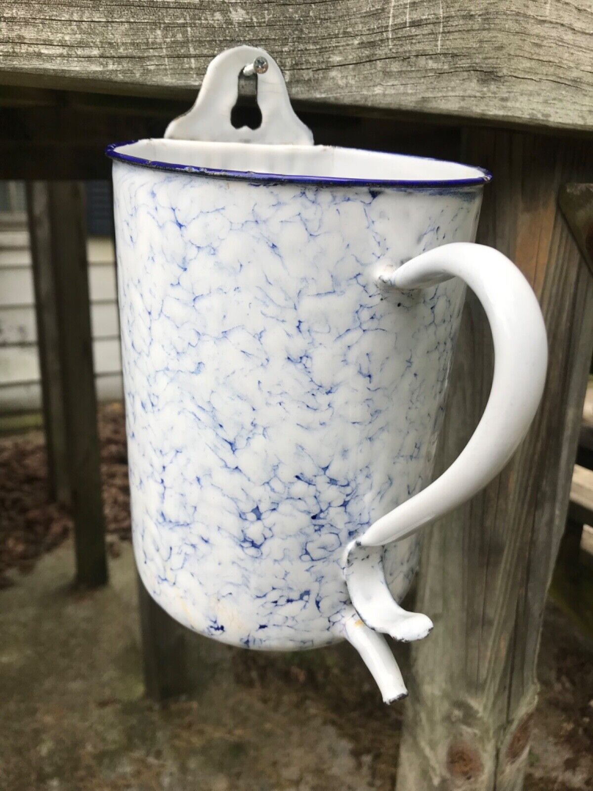 RARE NMINT “SNOW ON THE MOUNTAIN”BLUE & WHITE ANTIQUE WATER-CAN GRANITEWARE