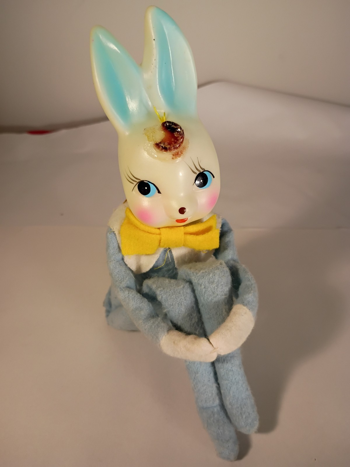 Vtg Easter Bunny Rabbit Knee Hugger Blue White Christmas Ornament Japan (No Hat) Vtg Easter Bunny Rabbit Knee Hugger Blue White Christmas Ornament Japan (No Hat)