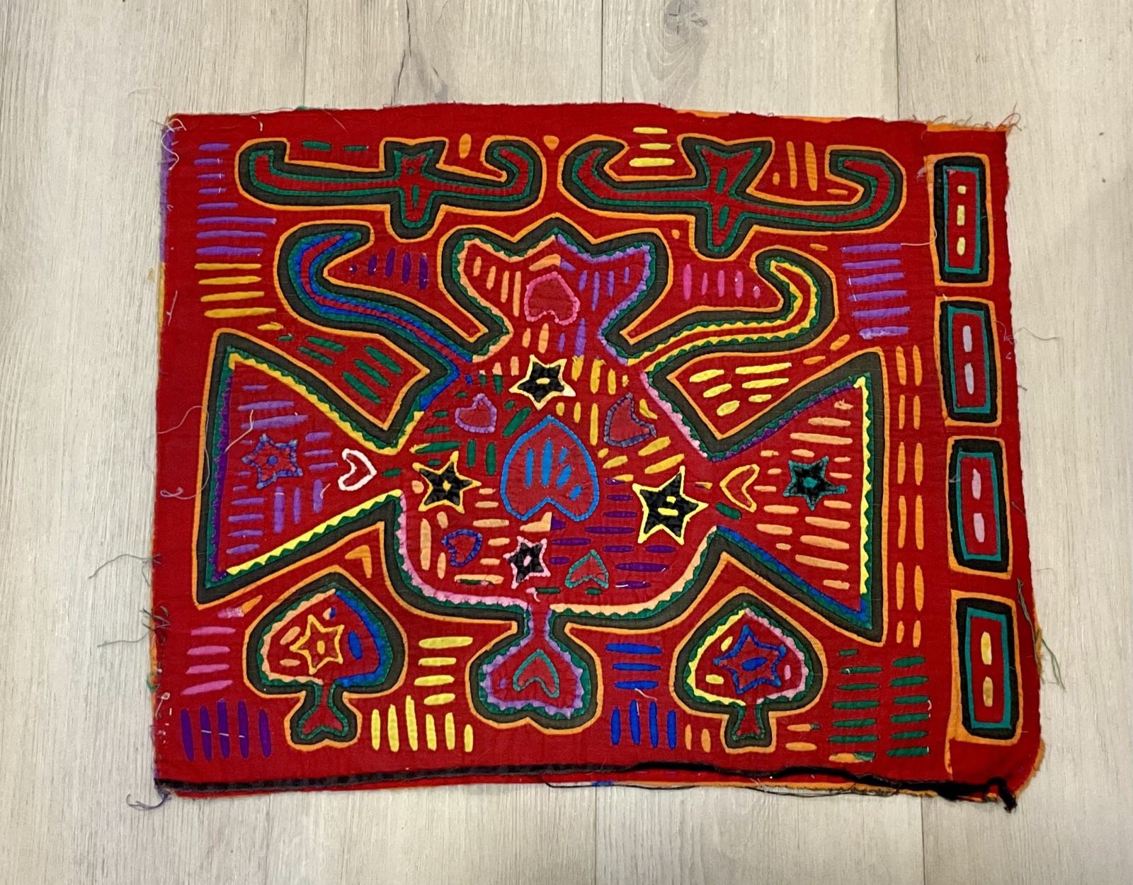 Vintage Panama Mola Guna Kuna Textile Folk Art Bird Animal Hearts Red Hand Sewn