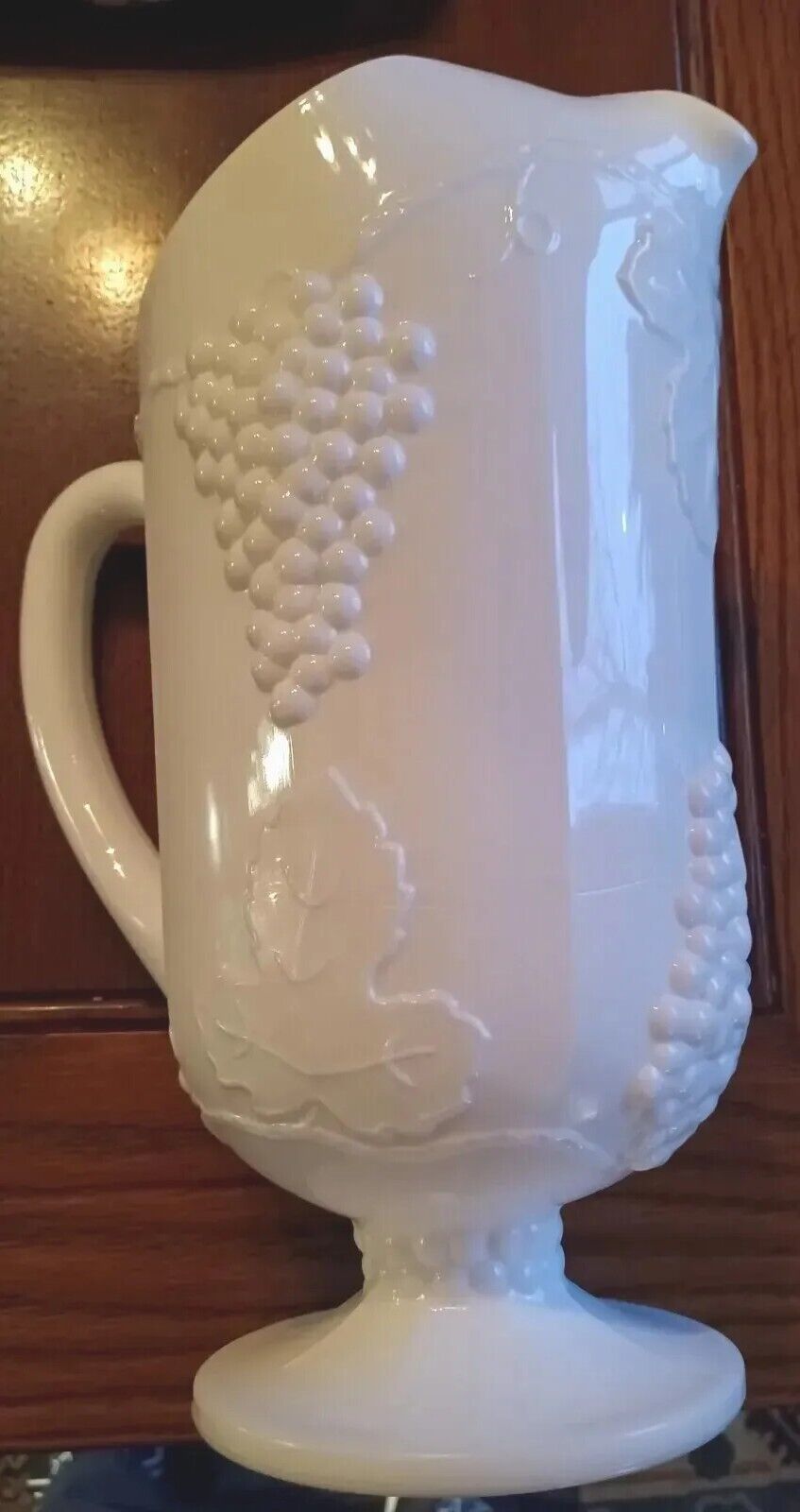  VTG Indiana Glass Milk Glass Pitcher Footed Grapes Vine White 1950\'s MCM  10\