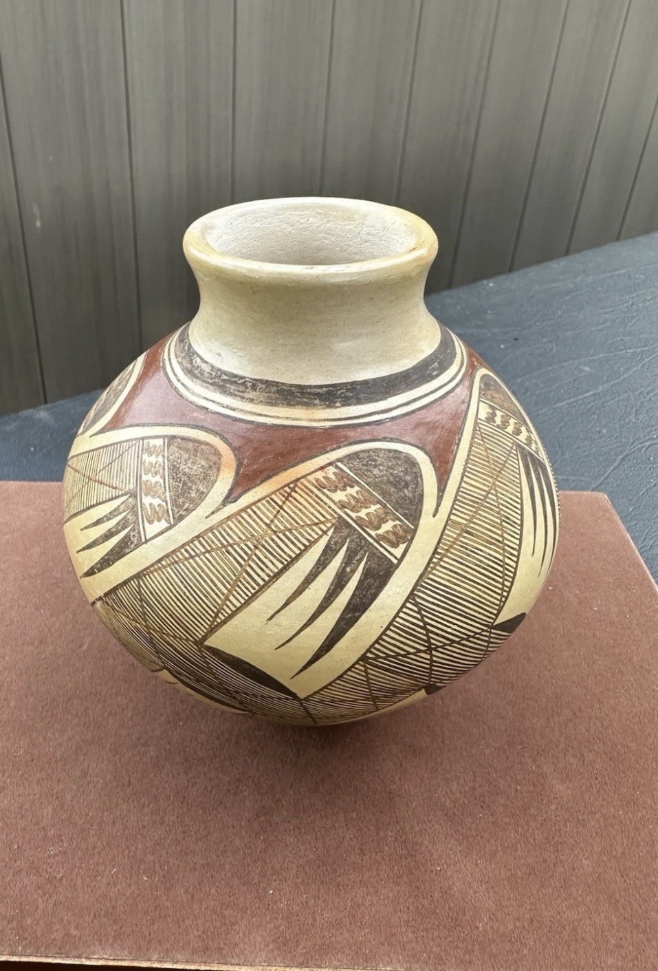 VINTAGE HOPI POTTERY JAR By RACHEL SAHMIE (NAMPEYO)/ Migration ,..4.5