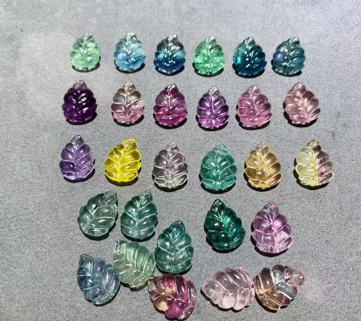 50pcs Wholesale Natural Quartz Crystal Carved Mini Fluorite Skull Reiki Healing