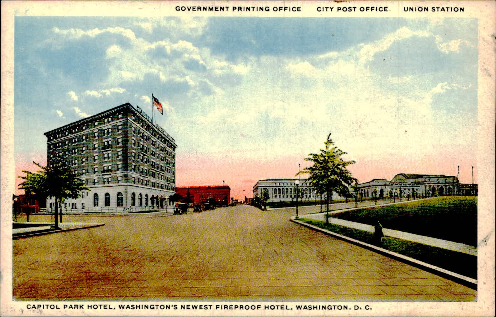 Postcard: GOVERNMENT PRINTING OFFICE CITY POST OFFICE CAPITOL PARK HOT