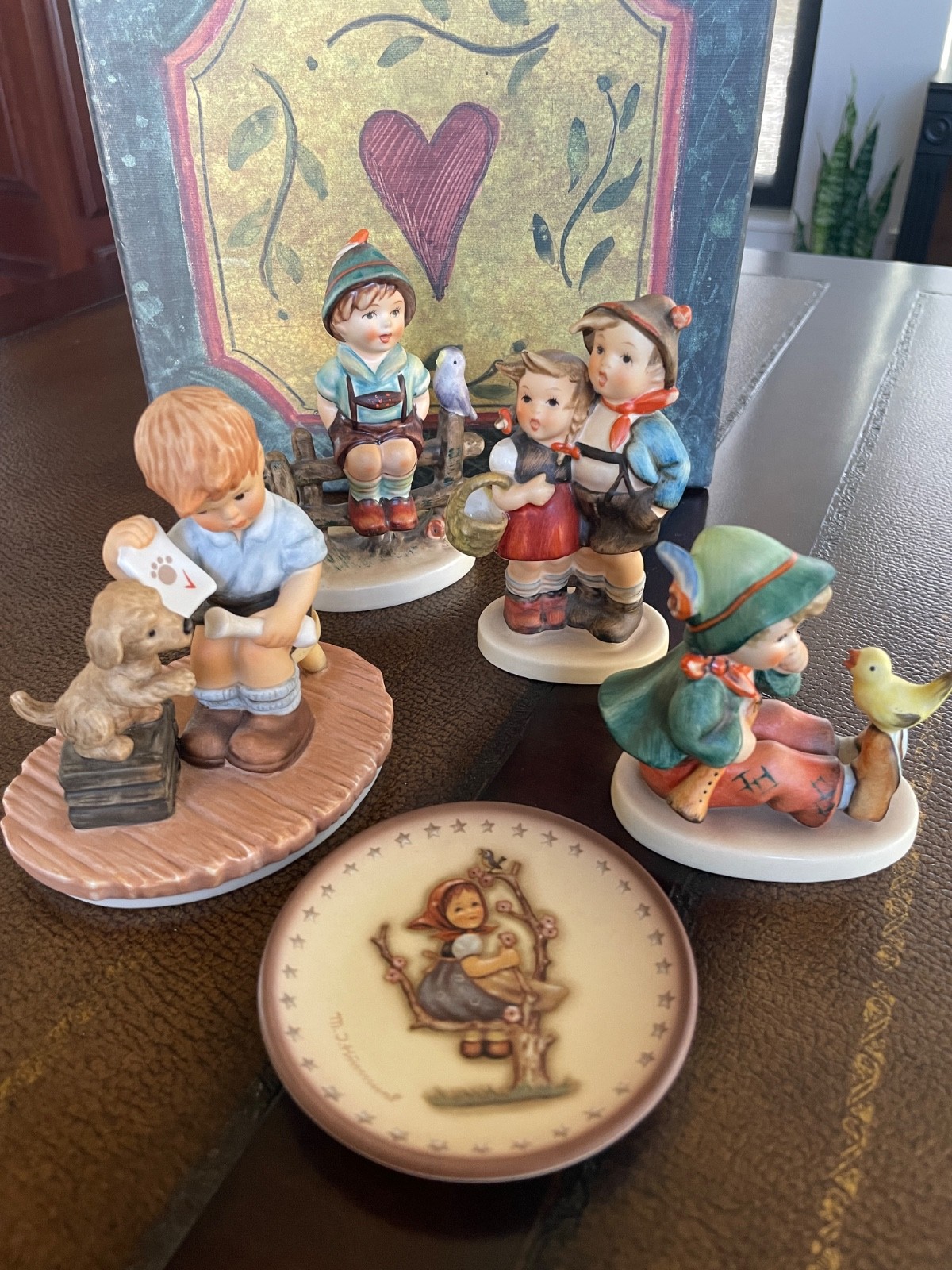 Hummels:  Lot of 5