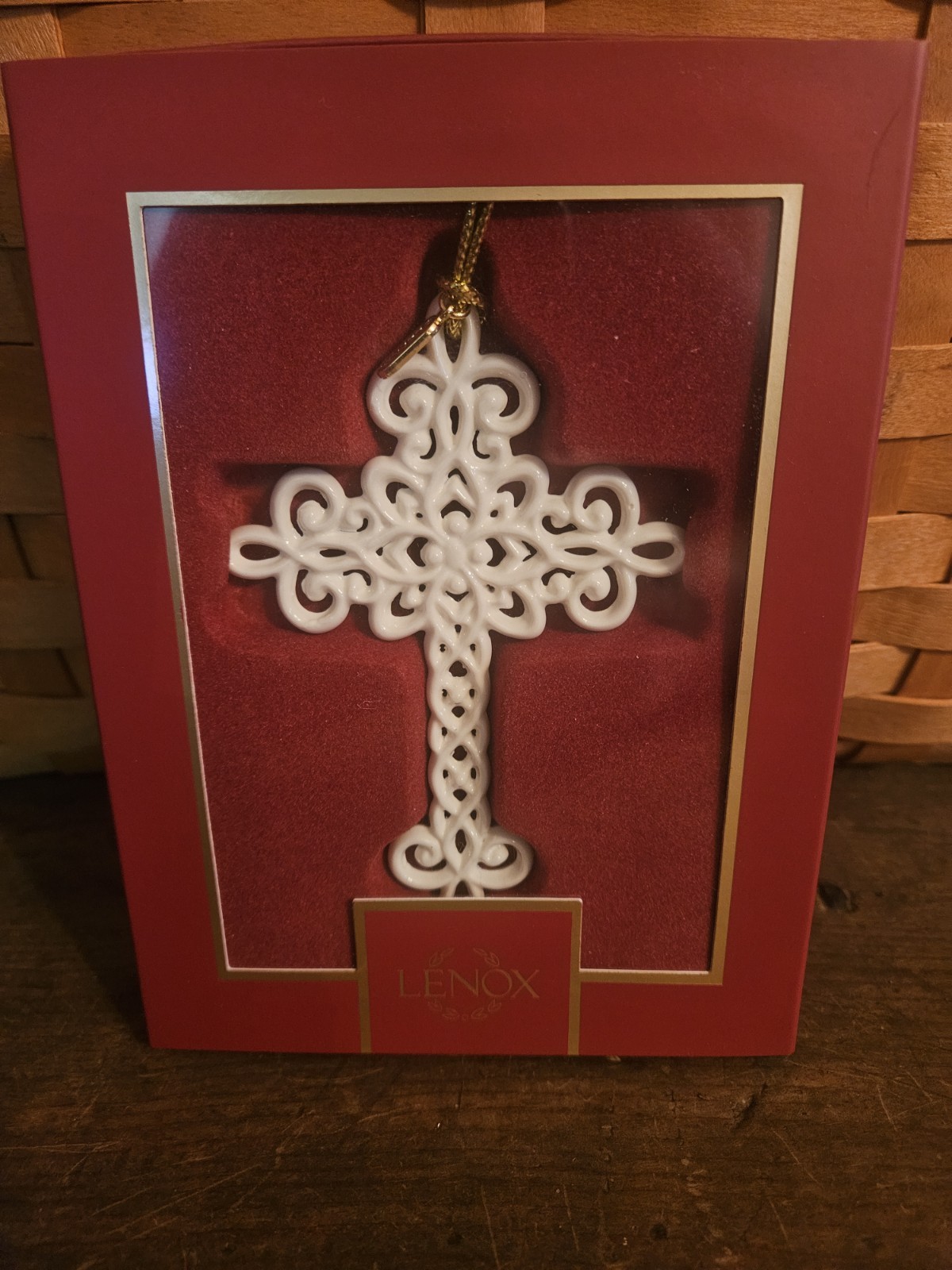 Lenox 2025 Snow Fantasies Cross Ornament Ivory Porcelain Gold Tassel Brand New