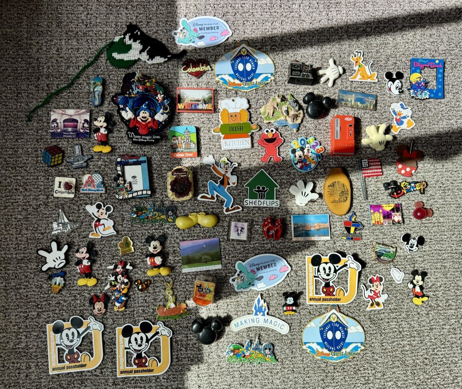 HUGE Lot of 70+ VTG Misc Refrigerator Fridge Magnets Disney Travel Animals READ