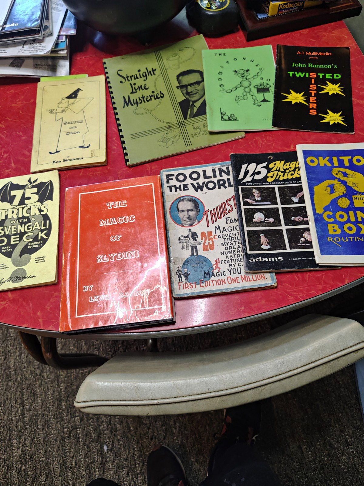 Vintage Magic Book & Booklet Lot  Slydini, Thurston, Bannon instructions 
