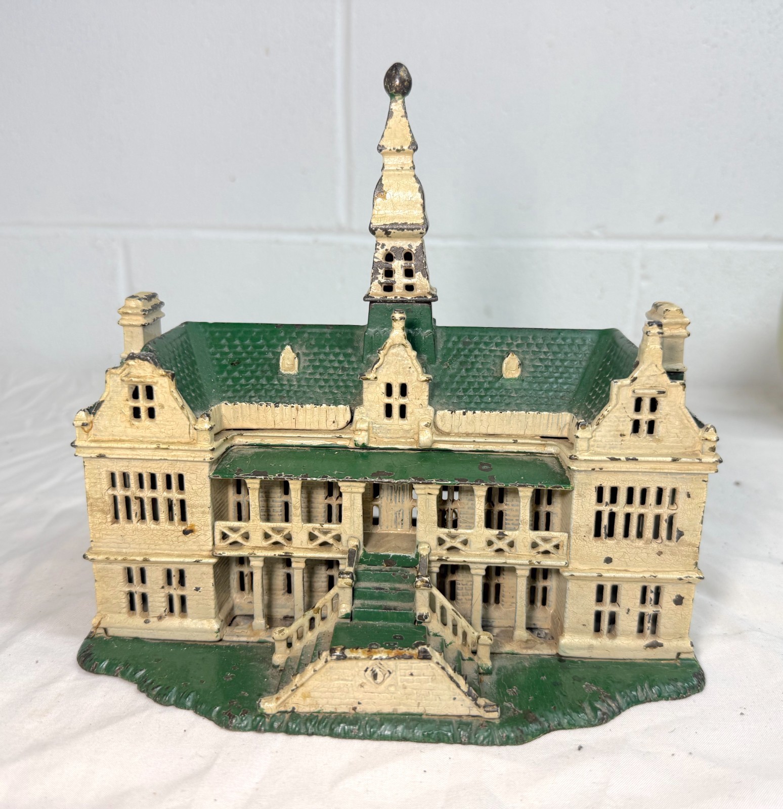 Rare Antique 1890\'s Ives, Blakeslee & Company Palace green cast iron still bank Rare Antique 1890\'s Ives, Blakeslee & Company Palace green cast iron still bank