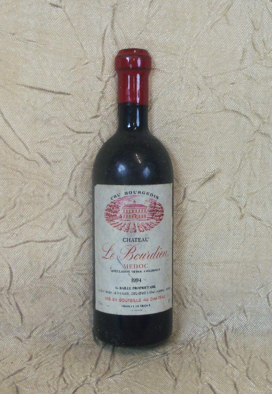 Château Le Bourdieu Wine Bottle Magnet France Château Le Bourdieu Wine Bottle Magnet France