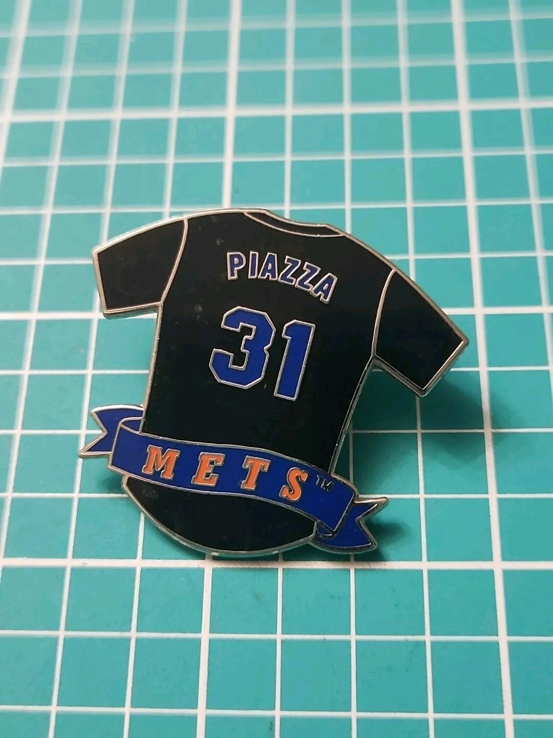 Vtg 2003 Peter David Mike Piazza NY Mets Mlb Jersey Silver Tone Lapel Pin