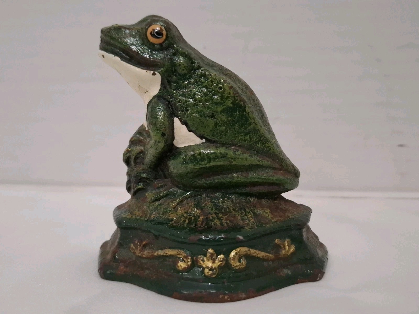 Vintage Cast Iron Hand Painted Frog Door Stop or Bookend Stand 3 Vintage Cast Iron Hand Painted Frog Door Stop or Bookend Stand 3