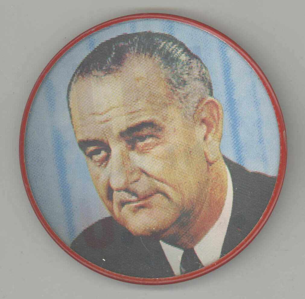 1964 LBJ FOR THE USA, Lyndon Johnson VERI-VUE FLASHER Political Campaign Pin 3\