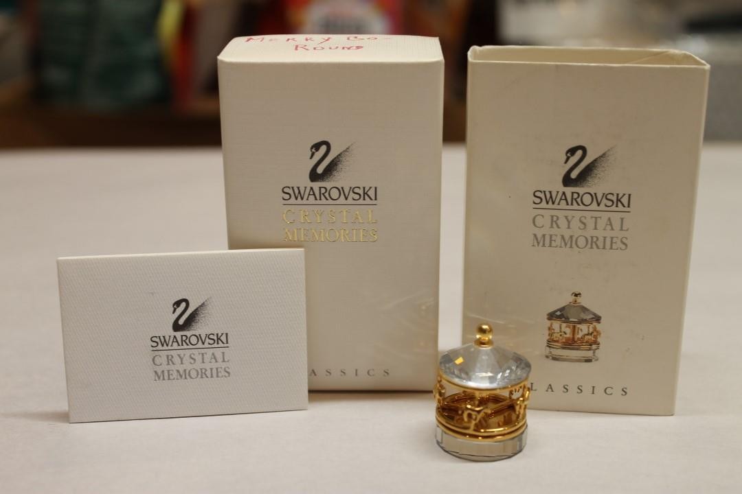 Swarovski Crystal Memories Carousel Merry-Go-Round with Box #171194 - Excellent