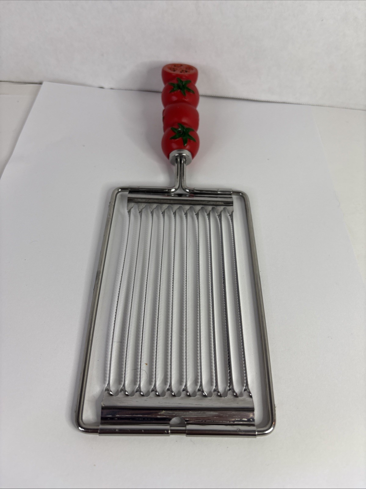 Vintage Holland Tomato Slicer. Mint Condition