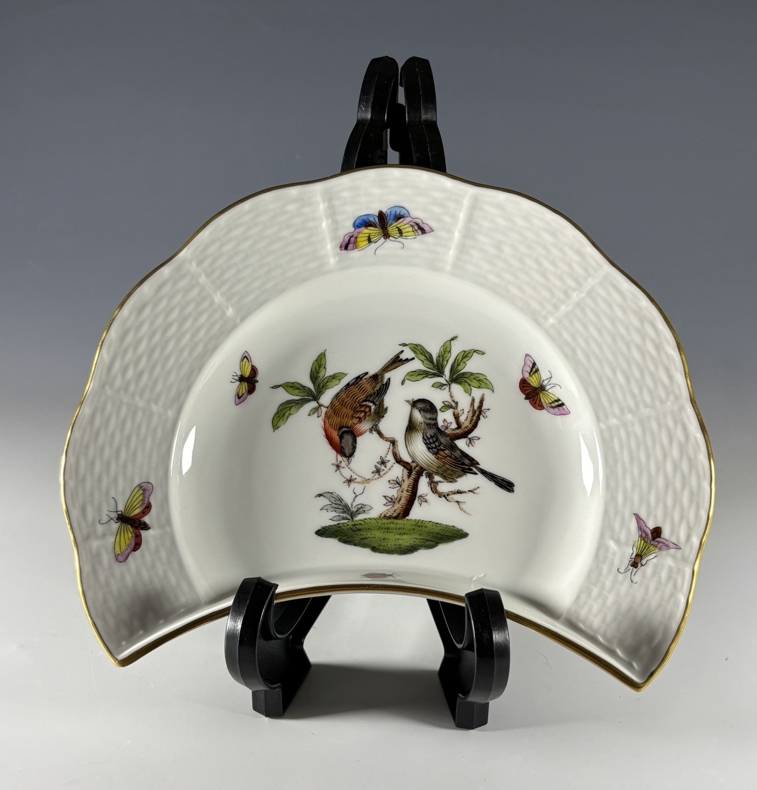 Herend Rothschild Bird Crescent Plate Herend Rothschild Bird Crescent Plate