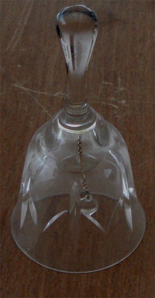 Vintage Pressed Glass Collectible  Bell, Pretty  Pattern VG CONDITION