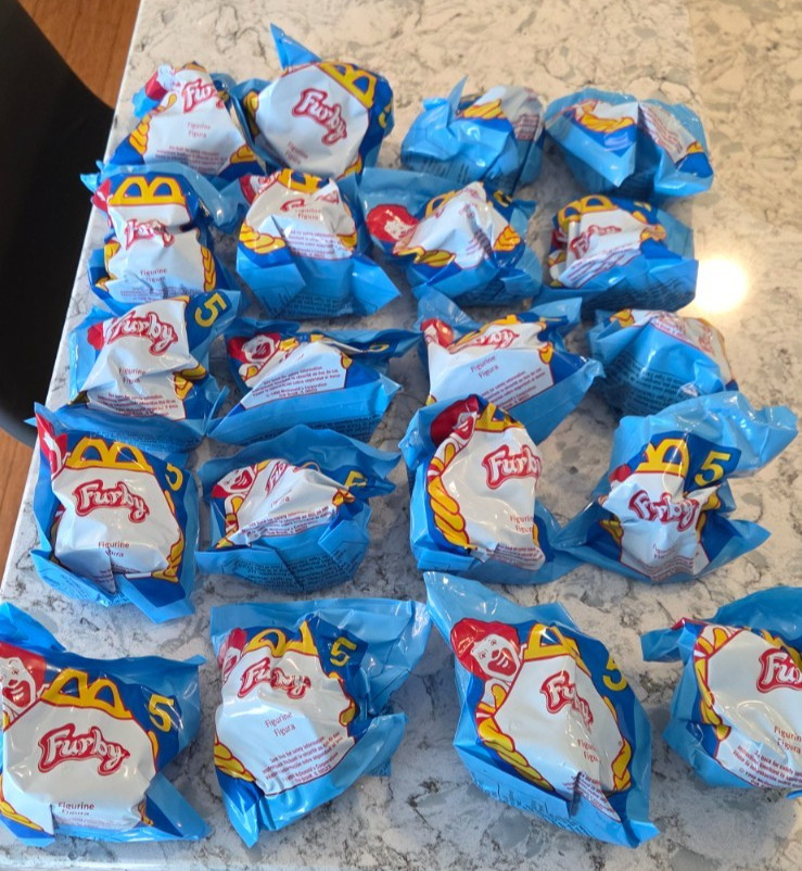 New Vintage 1998 McDonalds Furby #5 Happy Meal Toys Lot of 20 Tiger Electronics New Vintage 1998 McDonalds Furby #5 Happy Meal Toys Lot of 20 Tiger Electronics