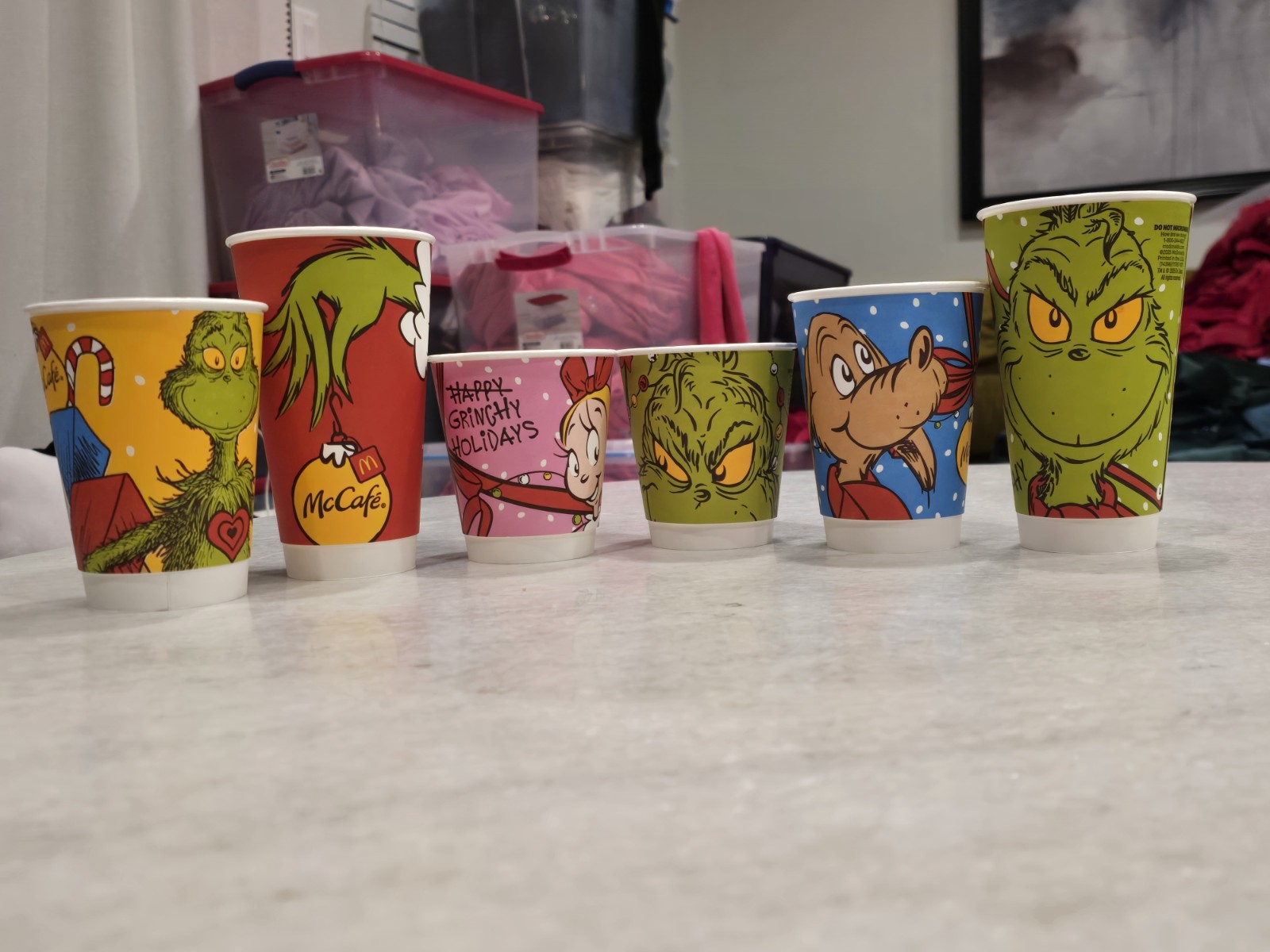 McDonald\'s McCafe UNUSED brand new Lot Of 6 set grinch cups limited edition new