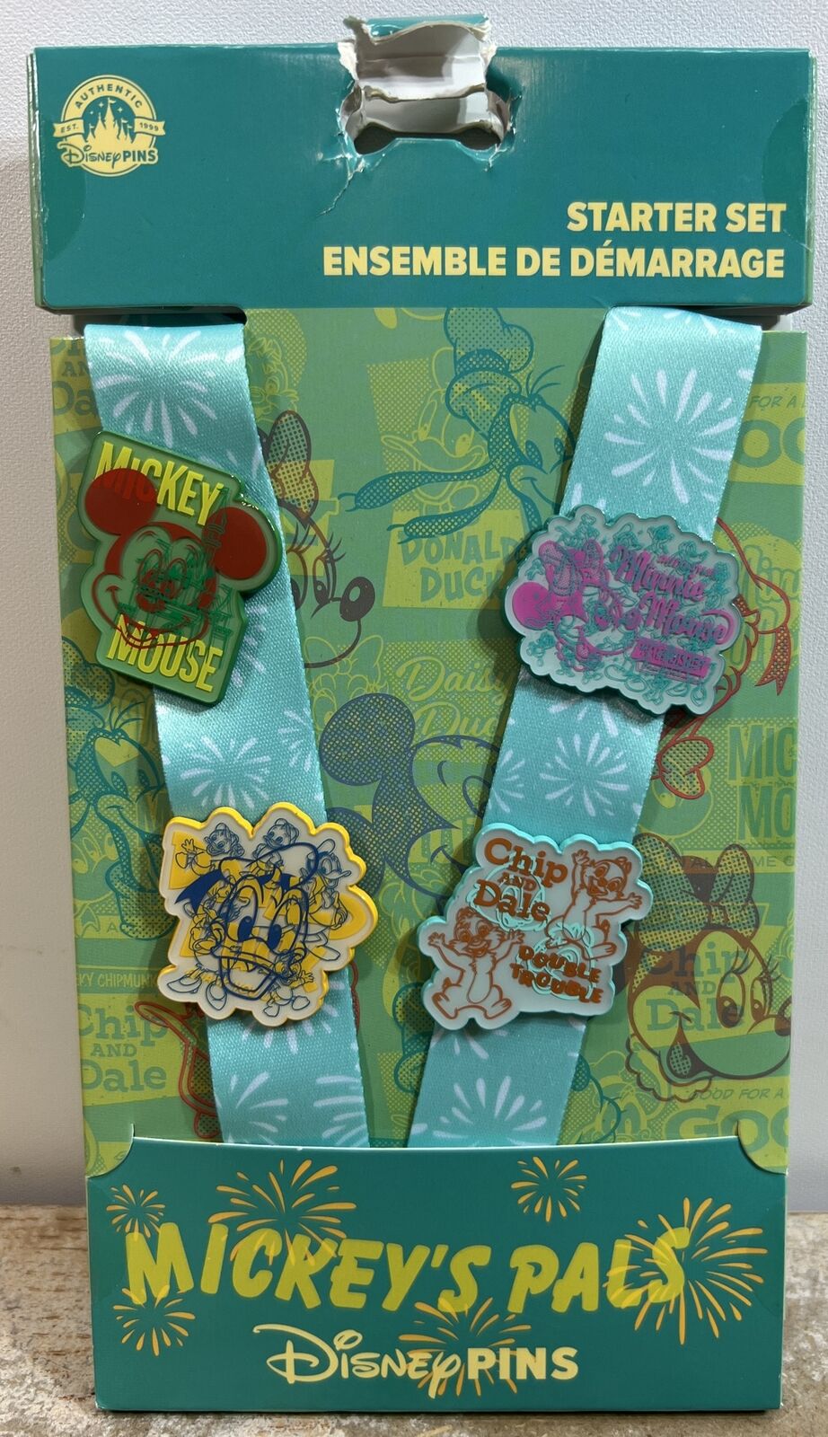 Disney Pin Trading Starter Set Mickey Pal\'s Lanyard Complete with 4 pins NEW