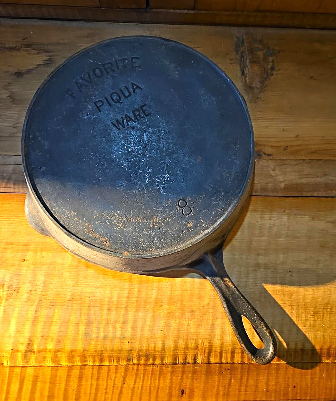 Antique Favorite Piqua Ware No. 8 Cast Iron Skillet Frying Pan Arc Logo