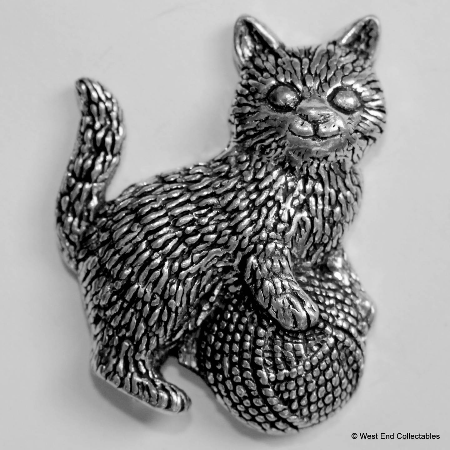 Kitten Playing with Wool Pewter Pin Brooch -British Hand Crafted- Kitty Cat