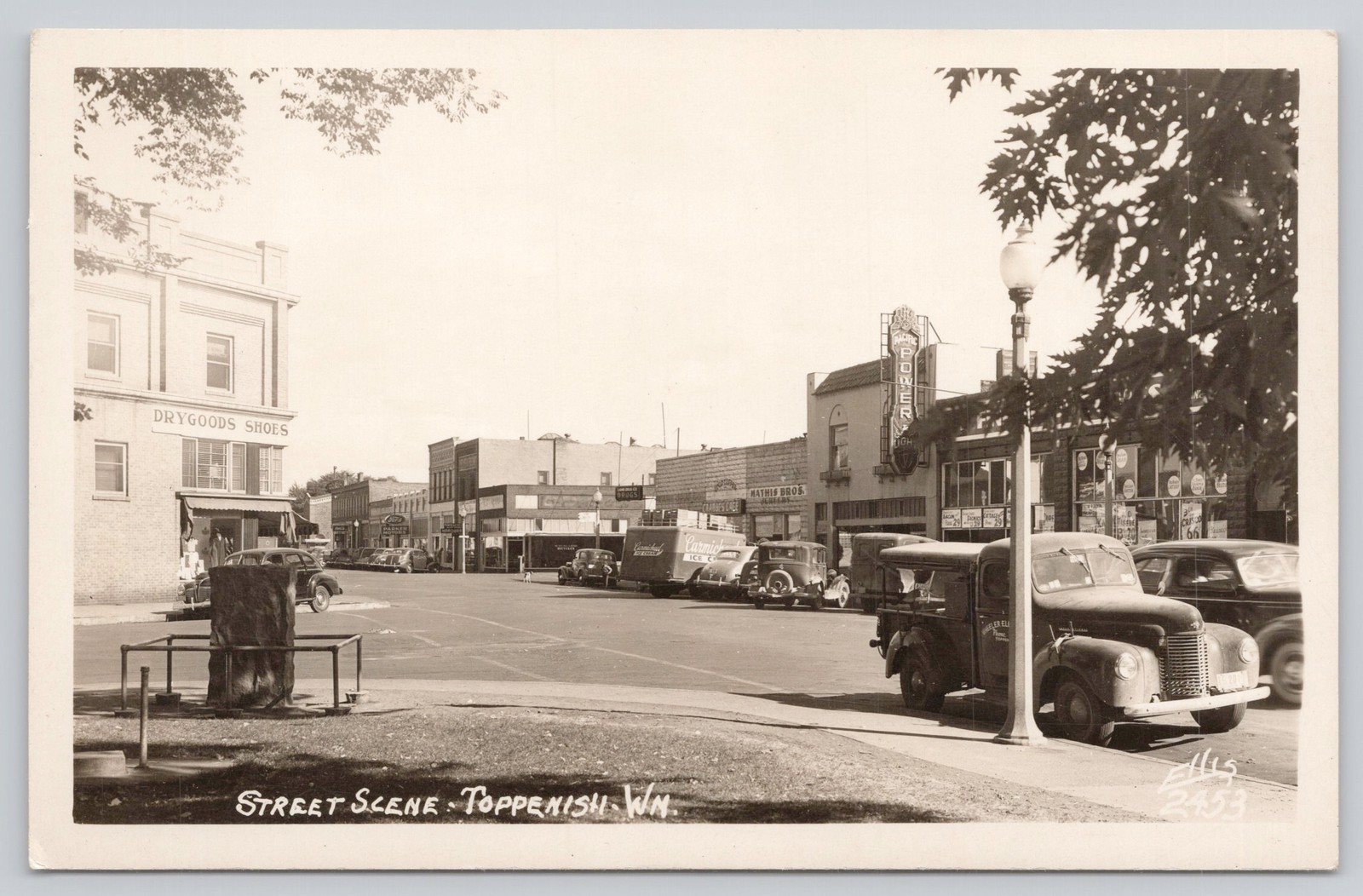 Toppenish, Washington Street Scene Ellis RPPC Unposted