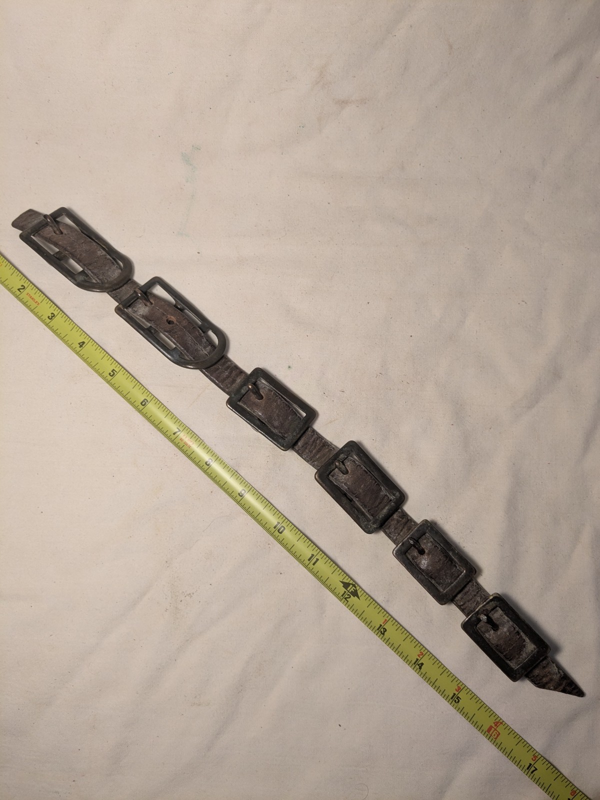 Lot of 6 buckles 