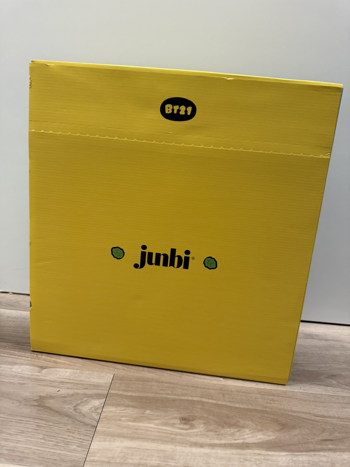 LIMITED EDITION BT21 x Junbi Glass Bundle - FULL SET OF 8 (Includes Secret Cup)