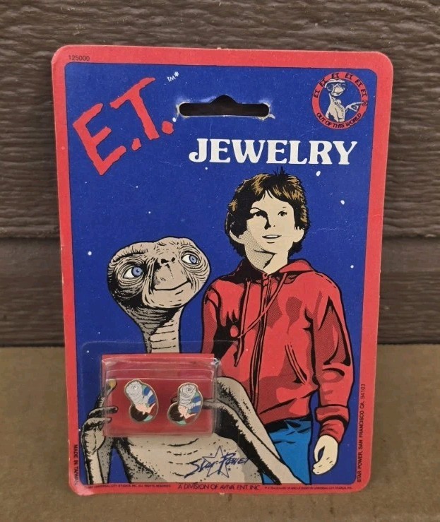 ET  Extra Terrestrial Movie Jewelry Merchandise 1982