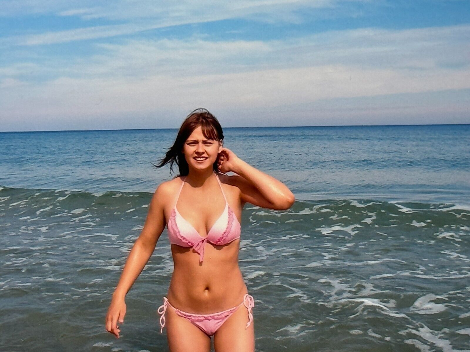 2006 Vintage Photo Pretty Young Woman Female Sea Beach Pink Bikini