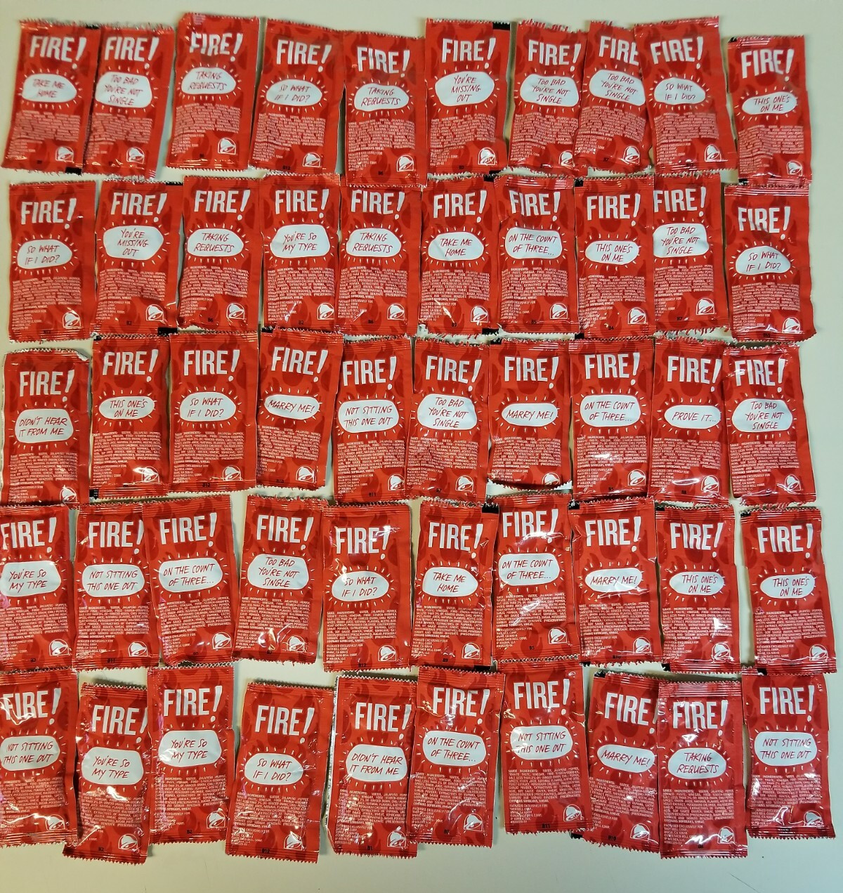 50 Taco Bell FIRE  Sauce Packets.  New And Sealed Free Fast Shipping OG Seller