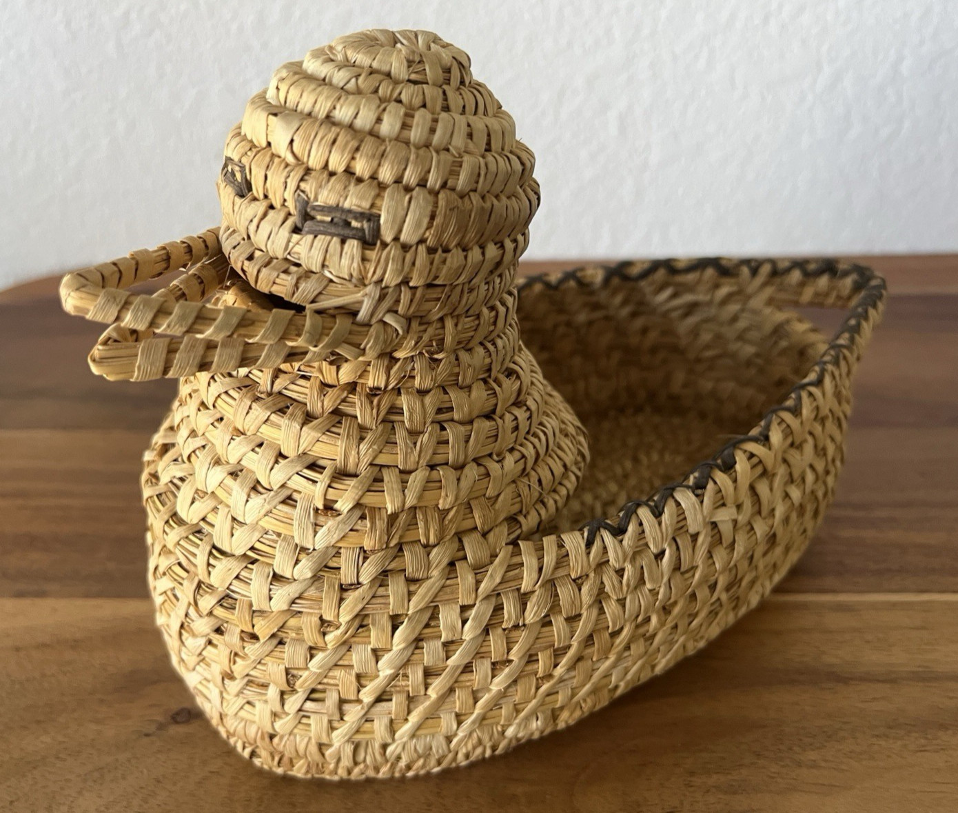 Handmade Tohono O\'odham Papago Effigy Duck Bird Basket Native American 10” VTG