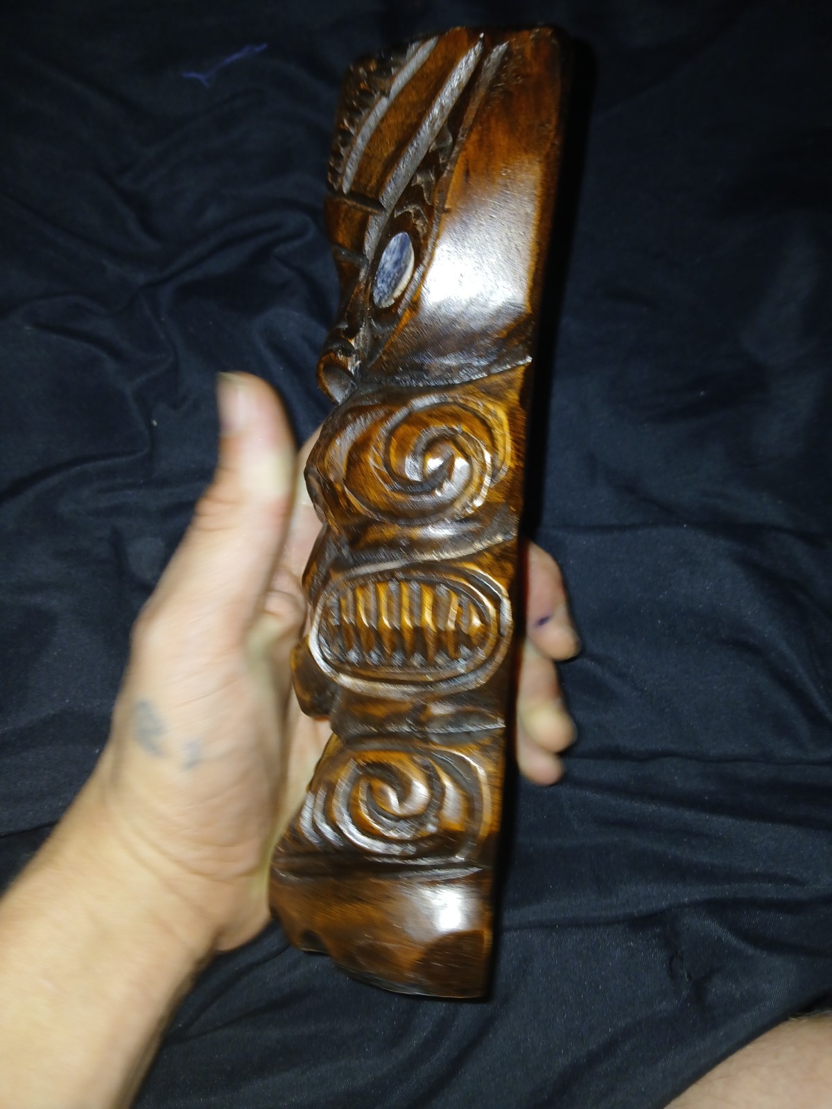 hand carved wooden statue from New Zealand 