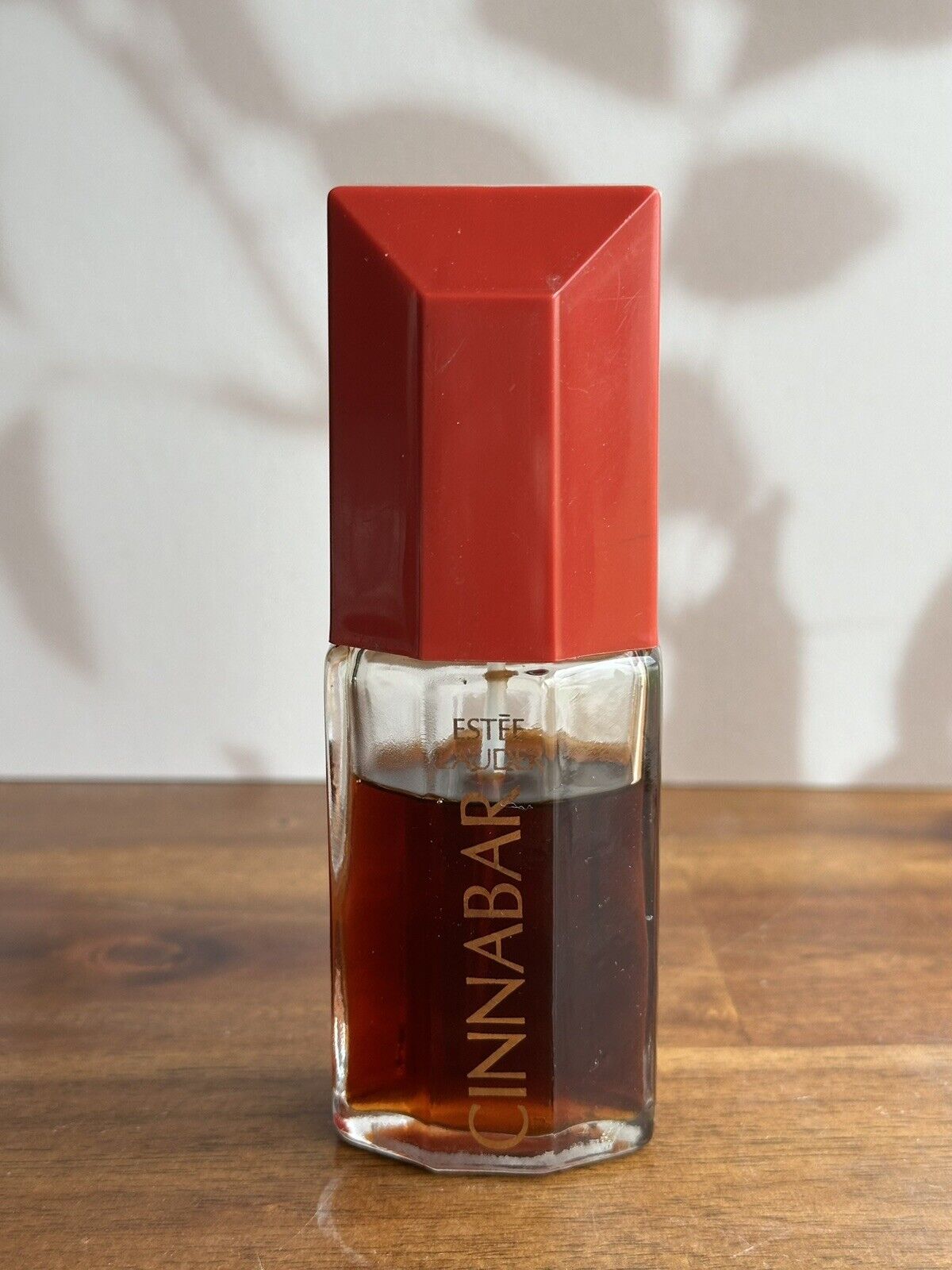 Estee Lauder CINNABAR 1.75 Fragrance Spray For Women Vintage
